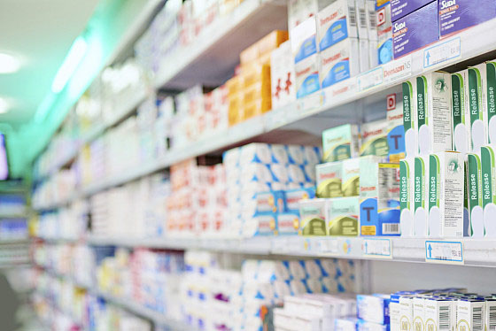 1525915239803215.jpg 药店展架.jpg