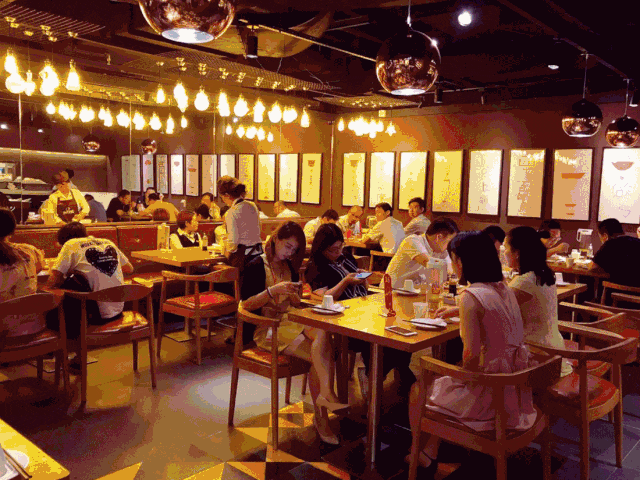 泡芙短视频APP安装餐饮行业酒店餐厅厨房干燥除湿解决方案